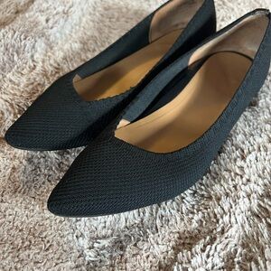 VIONIC Dahlia black pointed toe fabric ballet flats trendy knit design 7.5